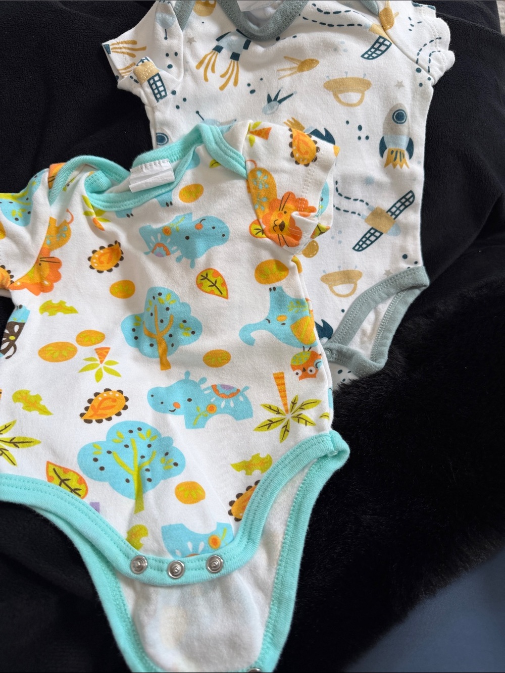 Unbranded White Baby Bodysuit with Aqua Trim and Jungle Print